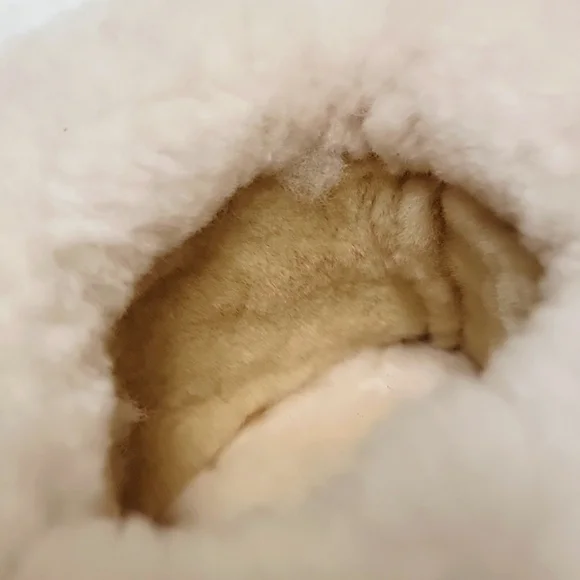 Acorn | Genuine Sheepskin Slipper Boots - Picture 5 of 14